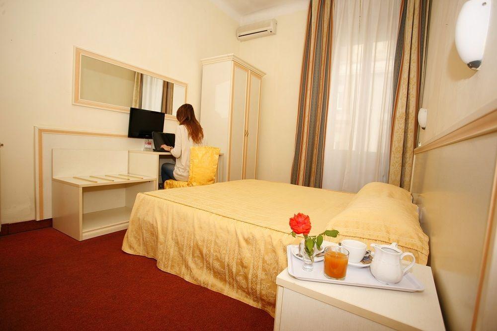 מילאנו Hotel Adler מראה חיצוני תמונה