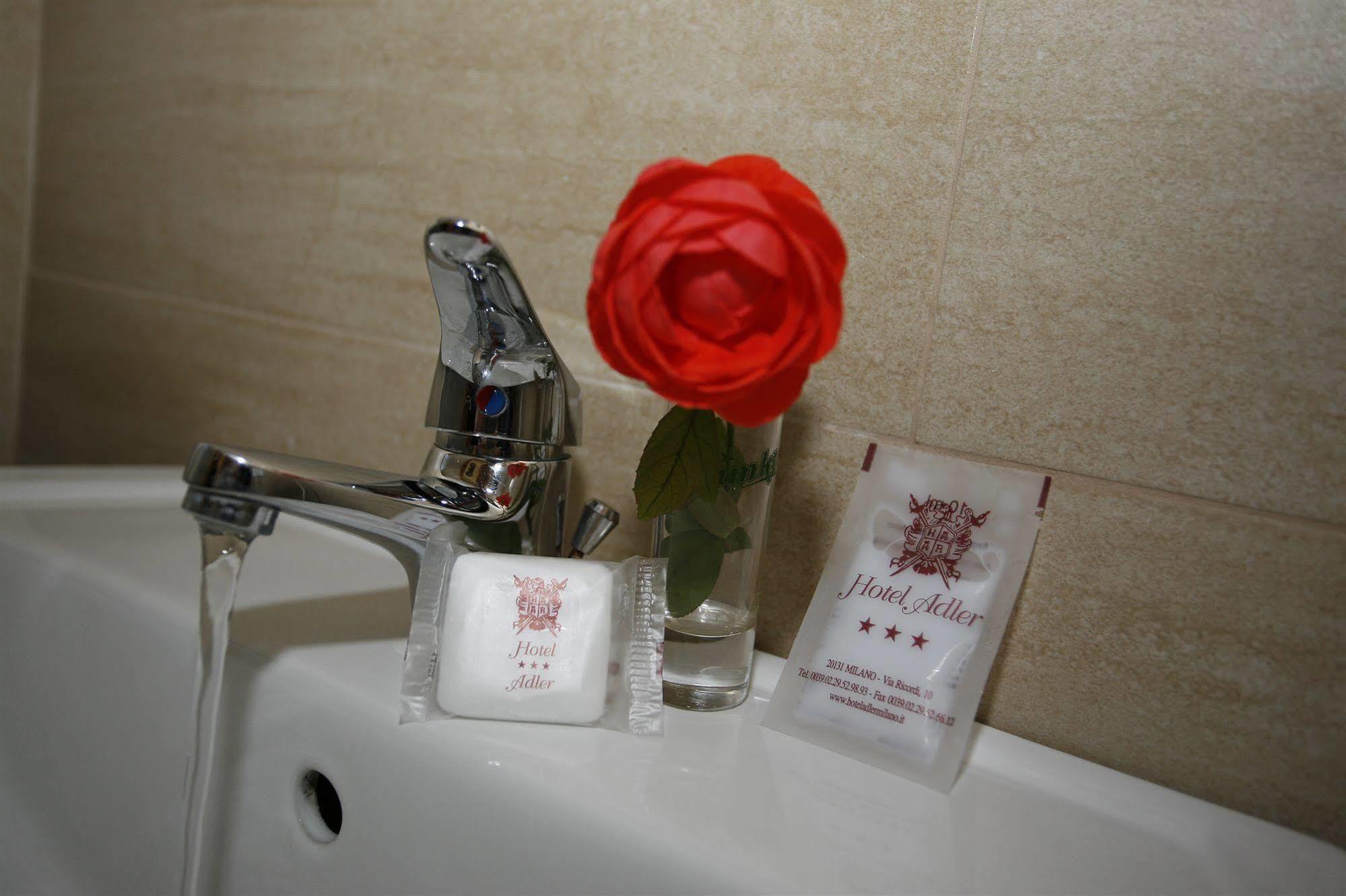מילאנו Hotel Adler מראה חיצוני תמונה